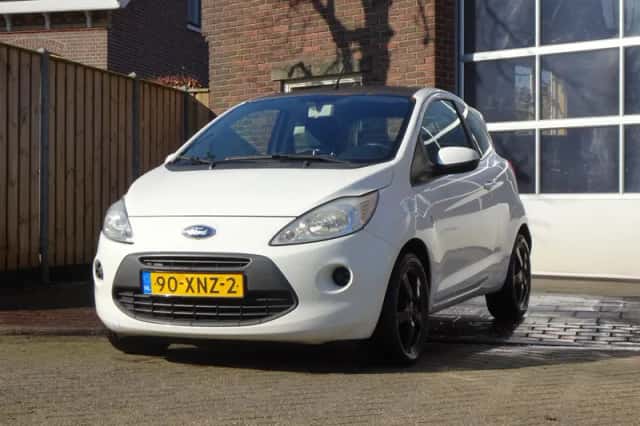 Ford Ka (2012) thumbnail 1