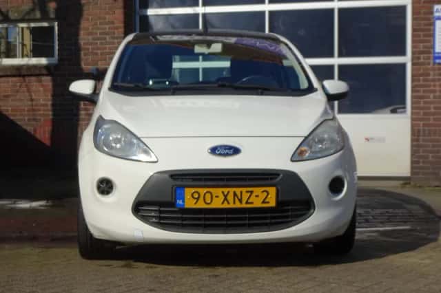Ford Ka (2012) thumbnail 2