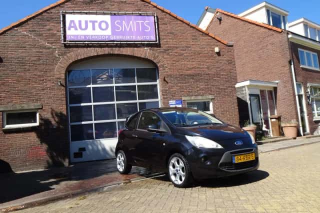 Ford Ka (2011) thumbnail 3