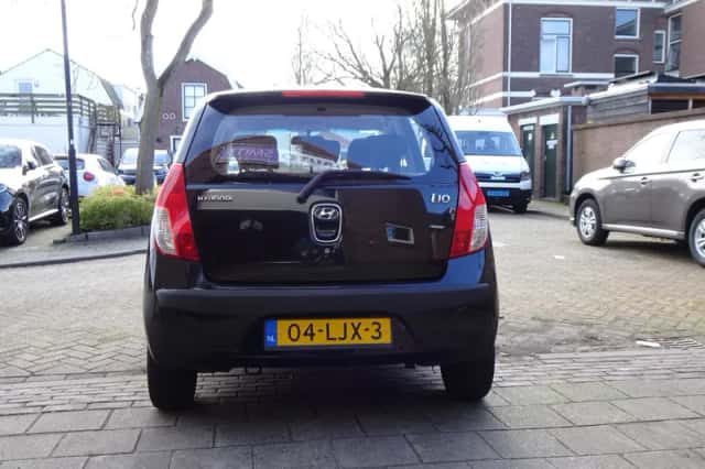Hyundai i10 (2010) thumbnail 3