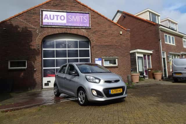 Kia Picanto (2014) thumbnail 3