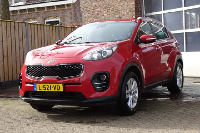 Kia Sportage (2016) thumbnail 1