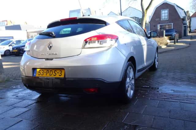 Renault Mégane (2011) thumbnail 6