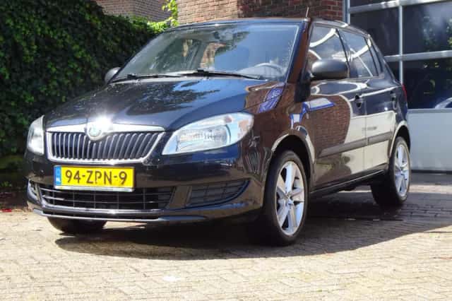 Škoda Fabia (2013) thumbnail 1