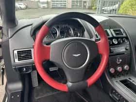 Aston Martin Vantage thumbnail 35