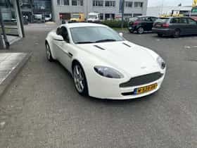 Aston Martin Vantage thumbnail 10
