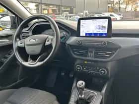 Ford Focus thumbnail 14