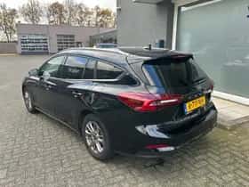 Ford Focus thumbnail 5