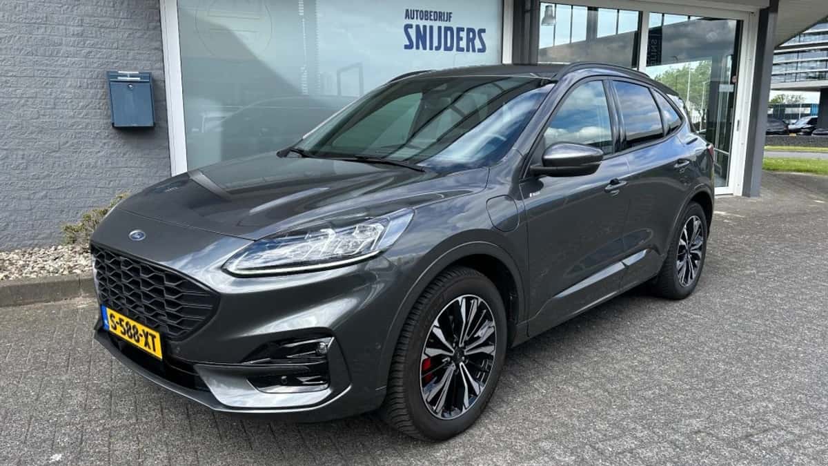 Ford Kuga (2022) — foto 1