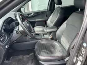 Ford Kuga (2022) thumbnail 20