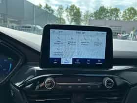 Ford Kuga (2022) thumbnail 30