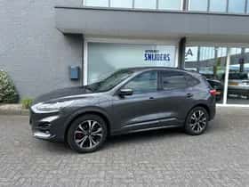 Ford Kuga (2022) thumbnail 4