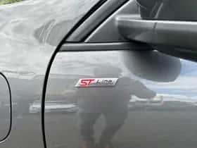 Ford Kuga (2022) thumbnail 6