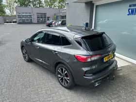 Ford Kuga (2022) thumbnail 8