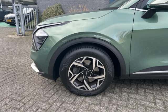 Kia Sportage (2022) thumbnail 5