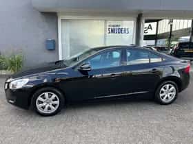 Volvo S60 (2012) thumbnail 4
