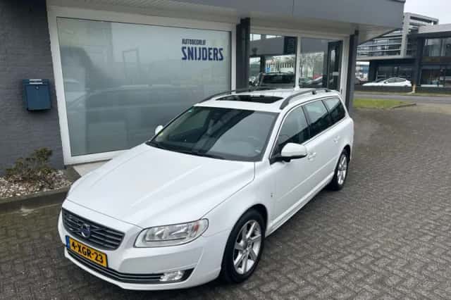 Volvo V70 (2014) thumbnail 1