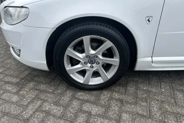 Volvo V70 (2014) thumbnail 4