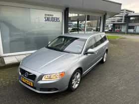 Volvo V70 thumbnail 3