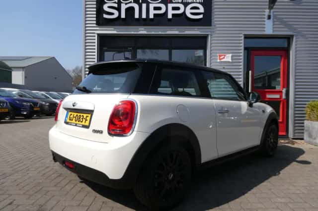 MINI Cooper (2014) thumbnail 4
