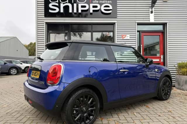 MINI Cooper (2019) thumbnail 4