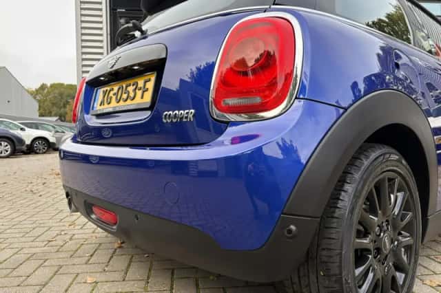 MINI Cooper (2019) thumbnail 5