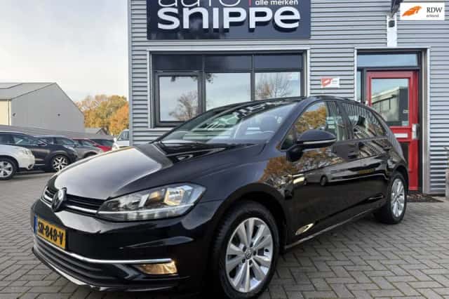 Volkswagen Golf (2018) thumbnail 1