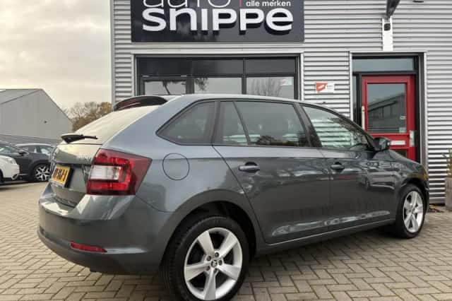 Škoda Rapid (2018) thumbnail 4