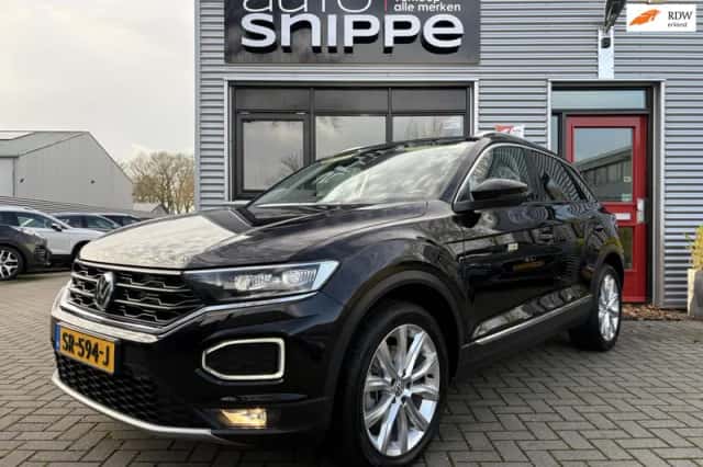 Volkswagen T-Roc (2018) thumbnail 1