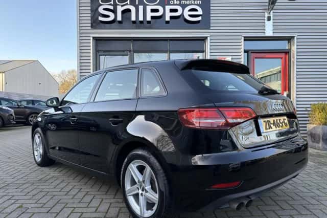 Audi A3 (2019) thumbnail 3