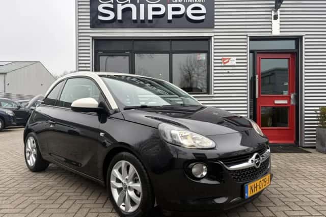 Opel Adam (2016) thumbnail 2