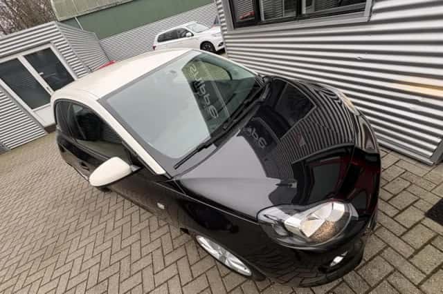 Opel Adam (2016) thumbnail 6