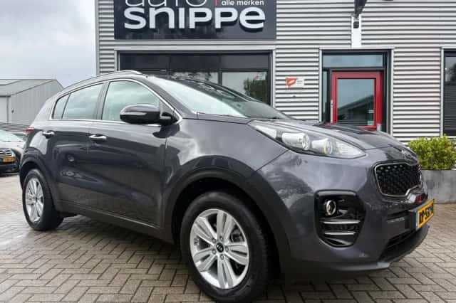 Kia Sportage (2018) thumbnail 2
