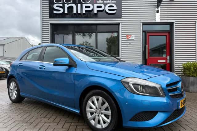 Mercedes-Benz A-Klasse (2013) thumbnail 2