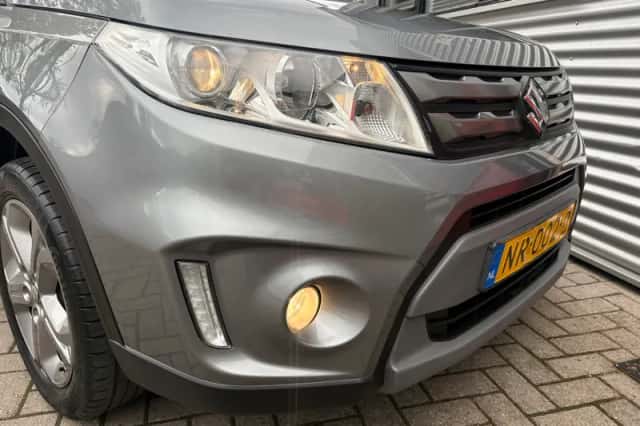 Suzuki Vitara (2017) thumbnail 6