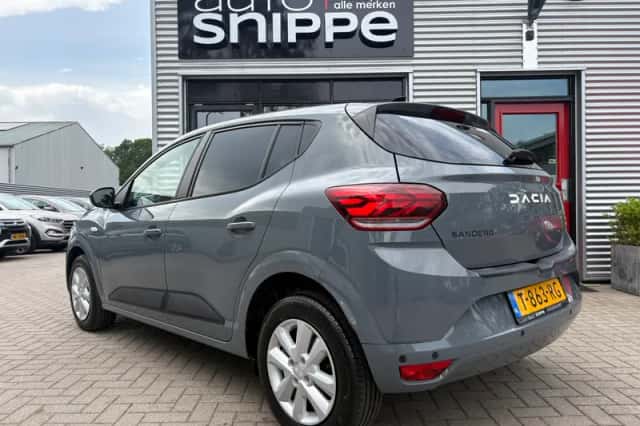 Dacia Sandero (2023) thumbnail 3