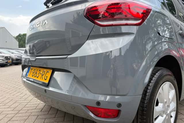 Dacia Sandero (2023) thumbnail 5