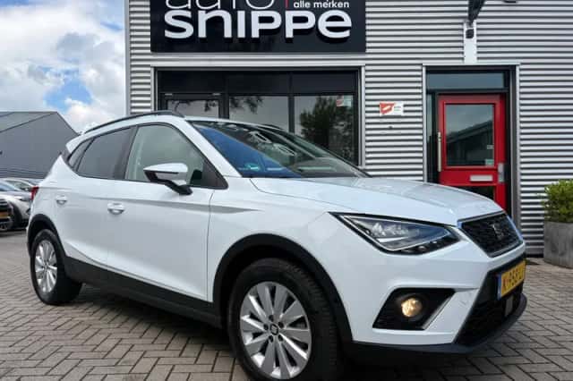 SEAT Arona (2021) thumbnail 2