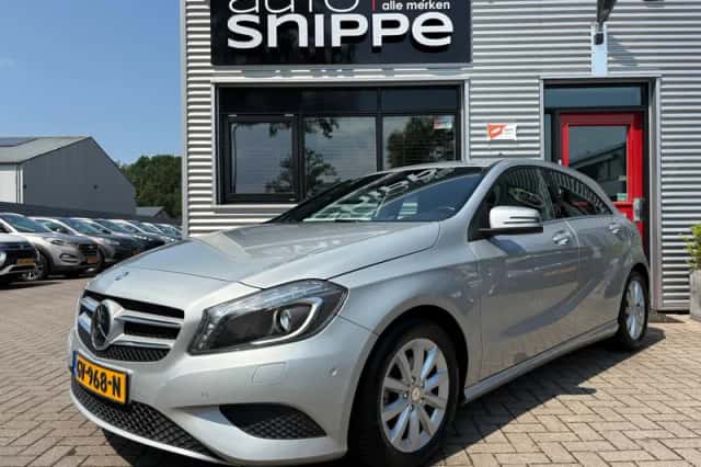 Mercedes-Benz A-Klasse (2015) thumbnail 1