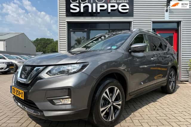 Nissan X-Trail (2018) thumbnail 1