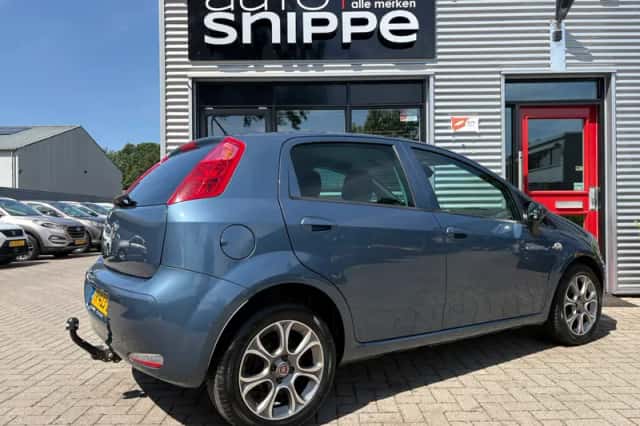 Fiat Punto (2018) thumbnail 4