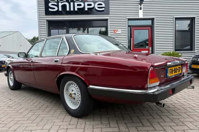 Jaguar XJ (1979) thumbnail 3