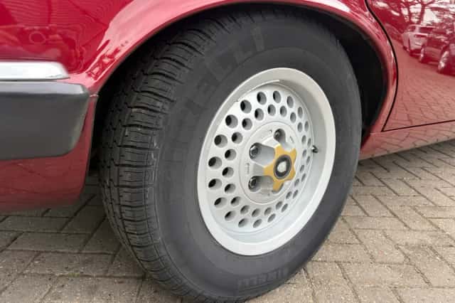 Jaguar XJ (1979) thumbnail 6