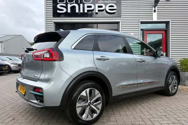 Kia Niro EV (2019) thumbnail 4