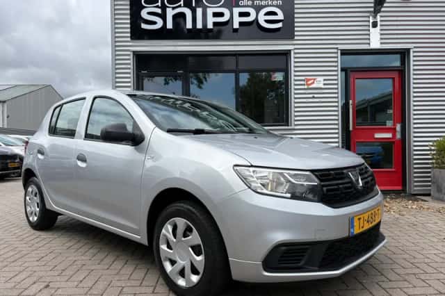Dacia Sandero (2018) thumbnail 2