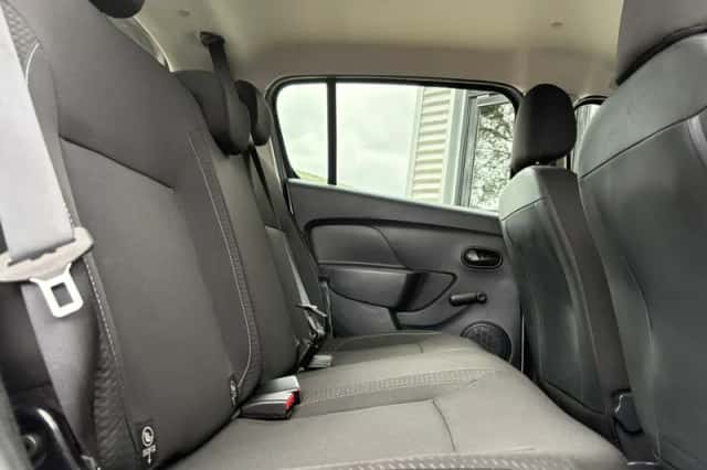 Dacia Sandero (2018) thumbnail 6