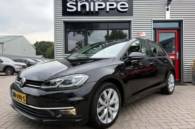 Volkswagen Golf (2017) thumbnail 1