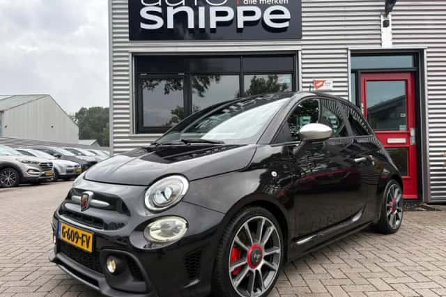 Fiat 500 (2016) thumbnail 1