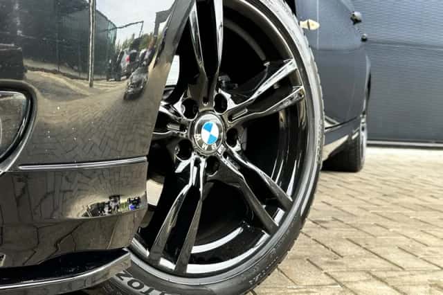 BMW 3-Serie (2011) thumbnail 2