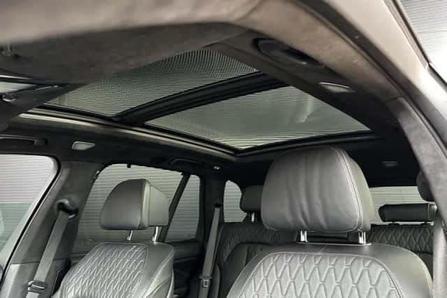 BMW X5 (2020) thumbnail 3